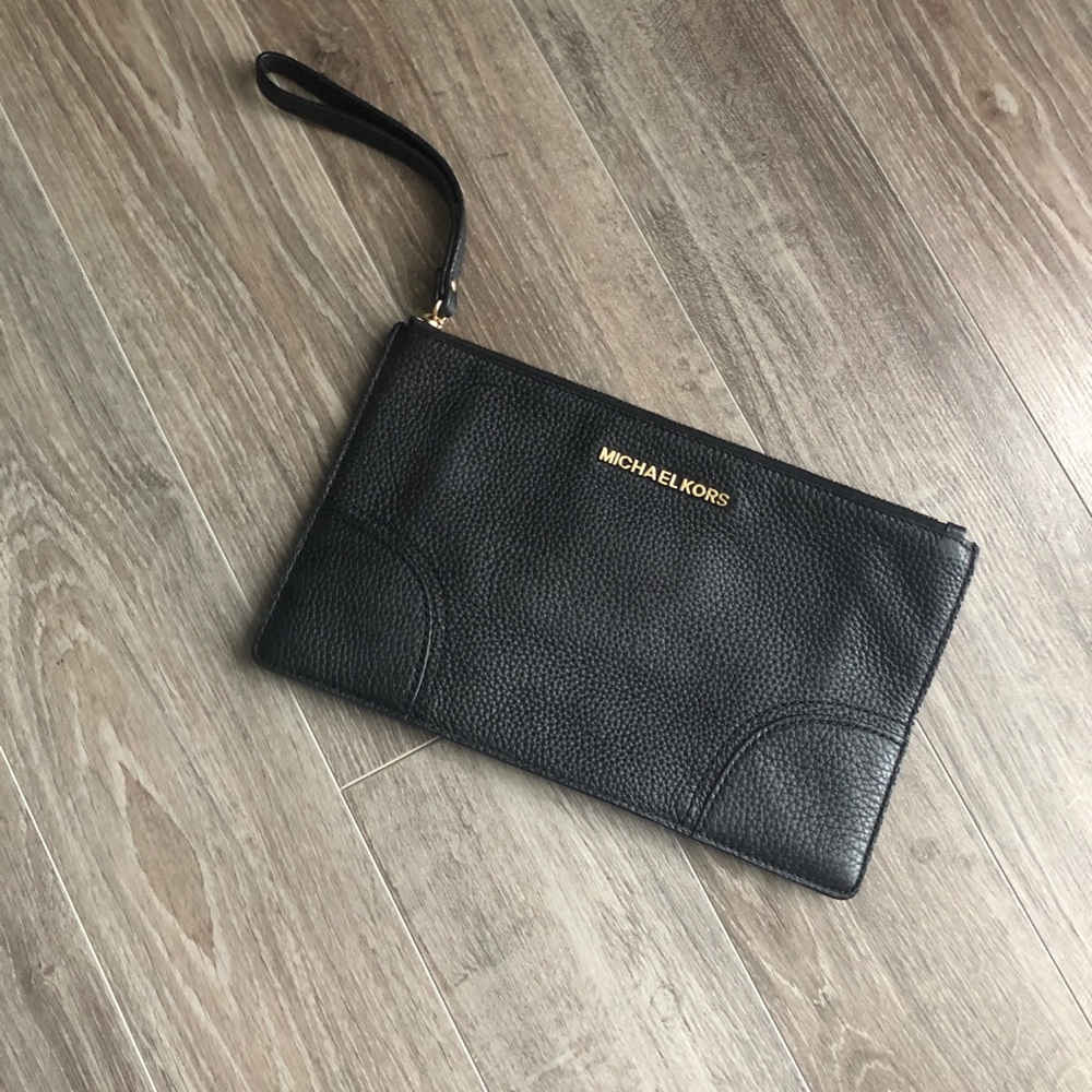 Michael Kors Clutch
